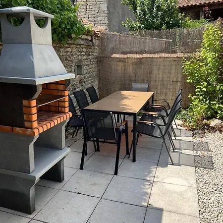 Le Du Vieux Puits Holiday home Loubille